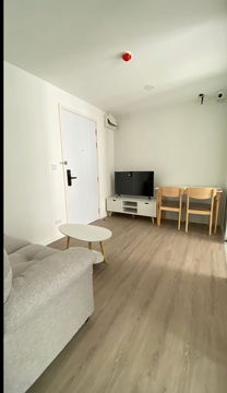 Chateau Ratchayothin. 1bed 30sqm. Line id: @pfagent