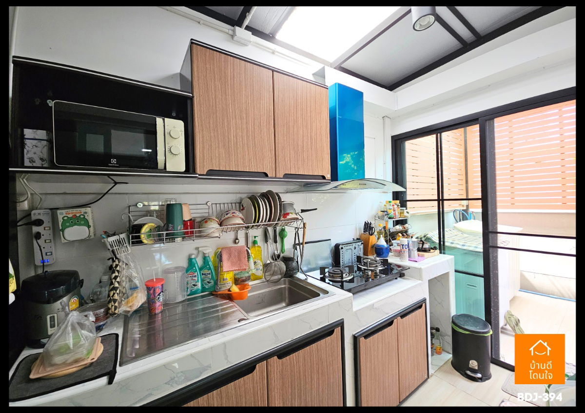 รูป ขายทาวน์โฮม 3 ชั้น โครงการ “บ้านกลางเมือง พหลโยธิน–รามอินทรา” ซอยเทพรักษ์ 47   ลดพิเศษราคา 4.89 ล้าน (จาก 5.1 ล้าน) ค่าธรรมเนียมโอนคนละครึ่ง  - รูปที่ 14/34