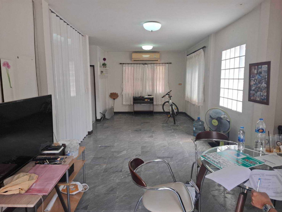 รูป ขายบ้านเดี่ยว 2 ชั้น หมู่บ้าน เคซี การ์เด้นโฮม 18 สวยพร้อมอยู่ ซอย นิมิตใหม่ 40 ใกล้รถไฟฟ้ามีนบุรี หทัยราษฎร์ - รูปที่ 10/10