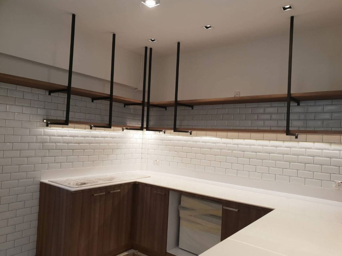 picture Home Office for Rent on Sukhumvit 64 – Excellent Location Only 700 meters from BTS Punnawithi Large land size: 100 sq.w., with parking for 7–8 cars - 7/20