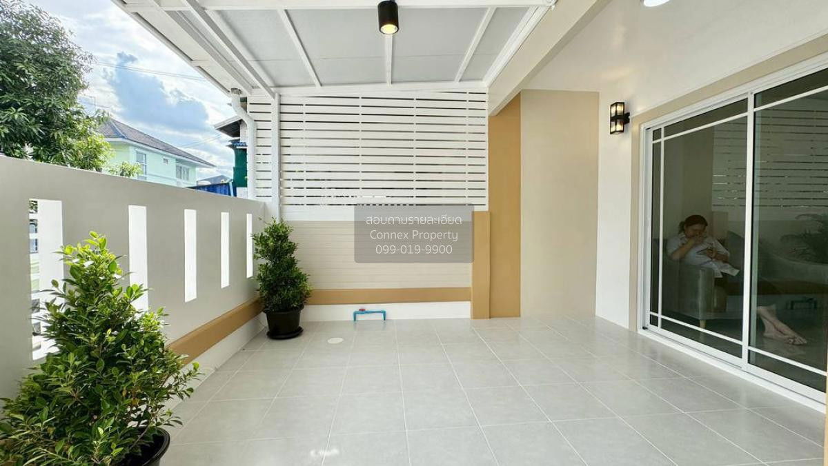 picture For Sale Townhouse/Townhome , Pruksa 30 Baan Kluay-Sai Noi , wide frontage , newly renovated , Phimonrat , Bang Bua Thong , Nonthaburi , CX-128598 ✅ Live chat with us ADD LINE @connexproperty ✅ - 2/12