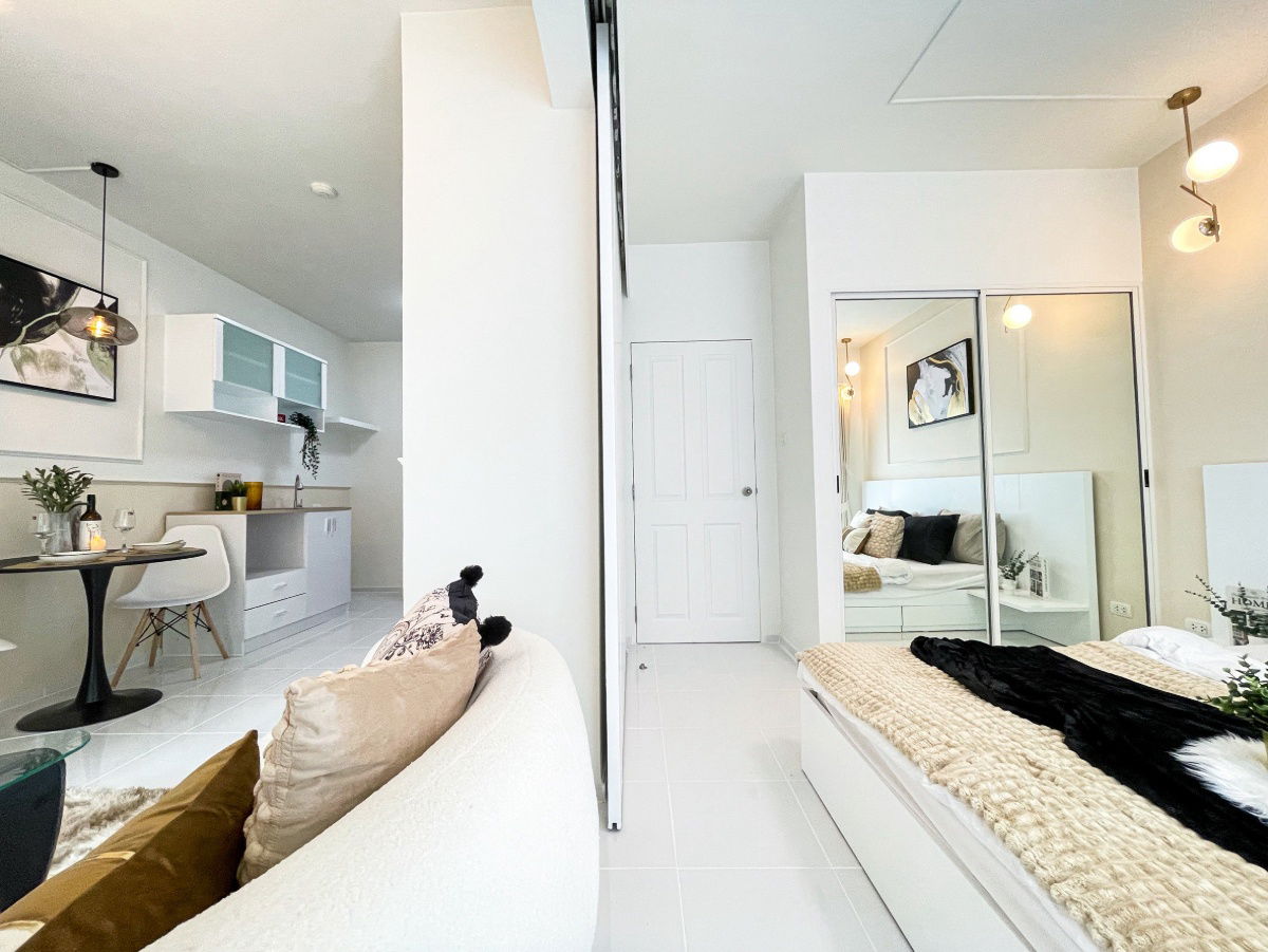 รูป เจ้าของโพส - 𝐀 𝐬𝐩𝐚𝐜𝐞 𝐒𝐮𝐤𝐡𝐮𝐦𝐯𝐢𝐭 𝟕𝟕 คอนโดใกล้ 𝐁𝐓𝐒 อ่อนนุช | ผ่อนเบา 𝟔,𝒙𝒙𝒙 บ/ด. - รูปที่ 7/38