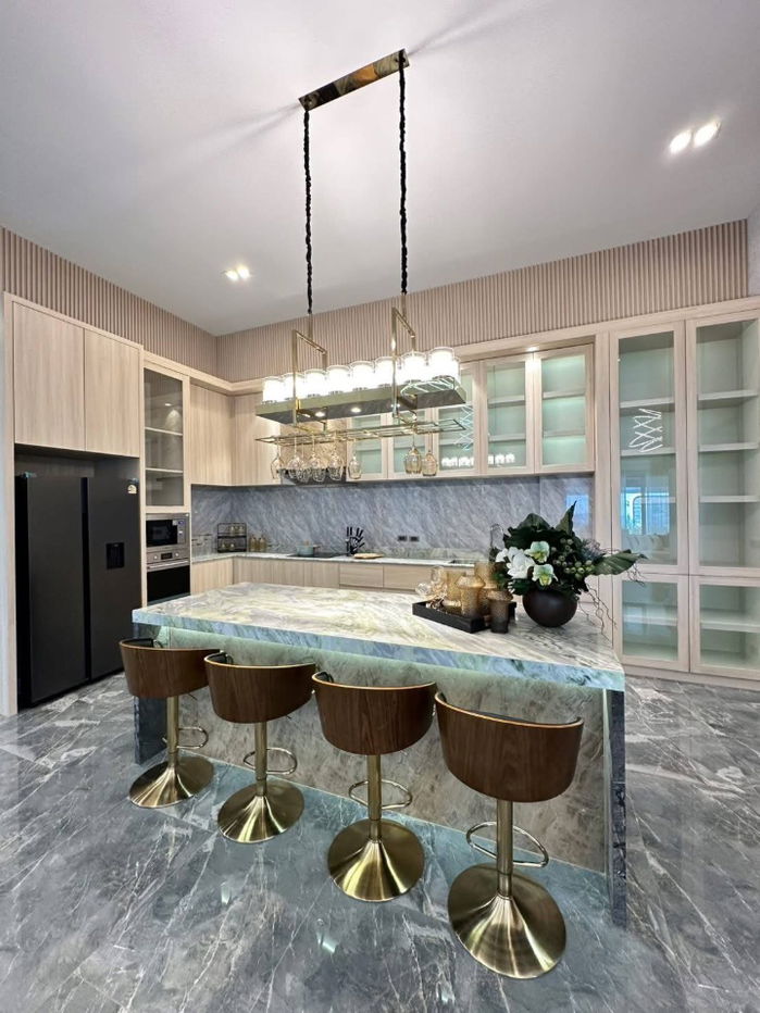 picture For Rent Luxury Pool Villa at Baan Mae Bibury, Pattaya - 3/28