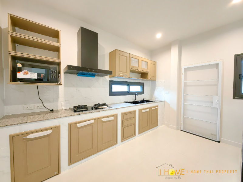 picture Two storey house for rent with 4 bedrooms,3 toilets and 2 kitchens.  - 16/43