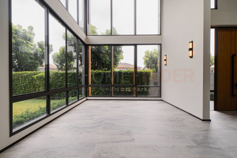 Siraninn Residences Pattanakarn 5 bedrooms, for sale