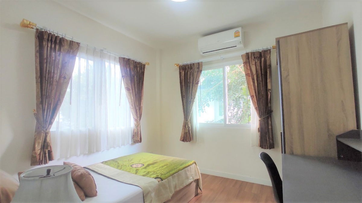 picture Two-story detached house for rent.There are 3 bedrooms and 2 bathrooms. - 21/25