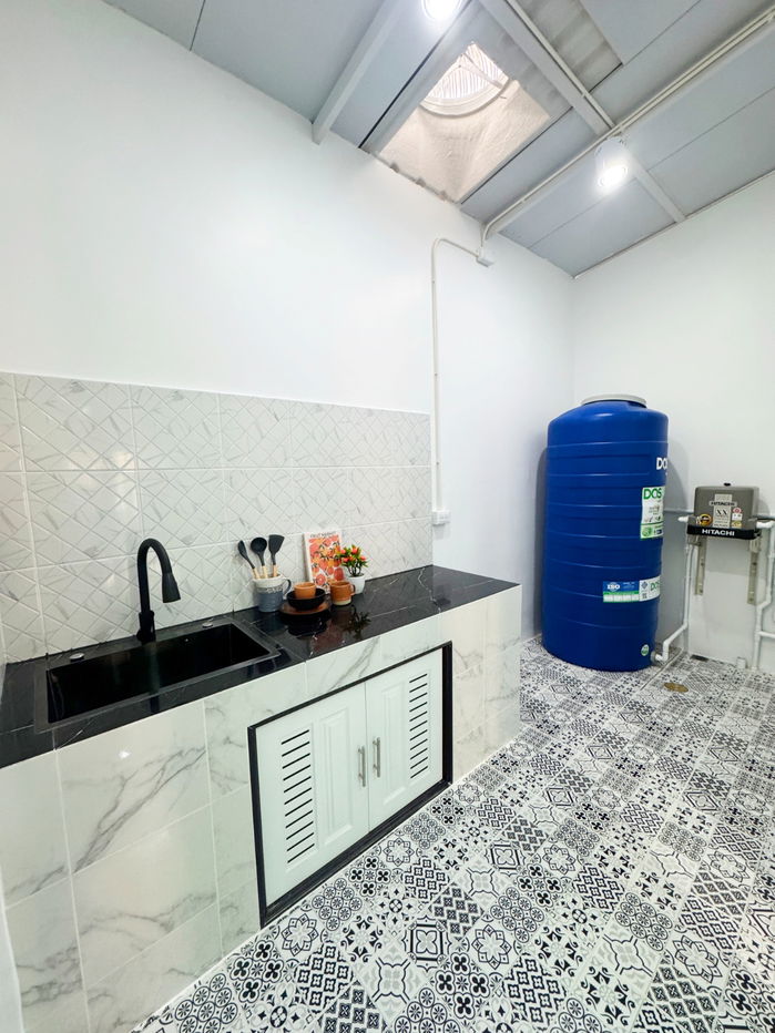 รูป #หมู่บ้านศิริวรรณ1 บางกร่าง ตลาดเจ้าพระยา #ราชพฤกษ์ #รีโนเวทใหม่ใกล้รถไฟฟ้าสายสีม่วง สถานีบางพลู #ทาวน์เฮ้าส์ 2 ชั้น 16 ตร.ว. 2 นอน 2 น้ำ ทำเลดีมาก - รูปที่ 6/16