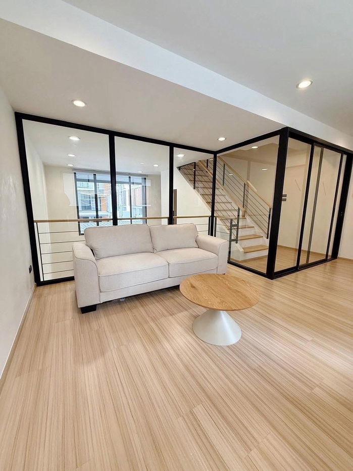 picture Townhome for Rent – Shizen Pattanakarn 32 (Corner Unit) 210 sq.m. of usable area, newly built with brand-new furniture throughout.  - 15/15