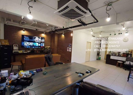 picture FOR RENT NOBLE GEO WATCHARAPOL / 3 bedrooms 3 bathrooms / 65 Sqw. 200 Sqm. **35,000** CLOSE TO CHALONGRAT EXPRESSWAY - 3/14