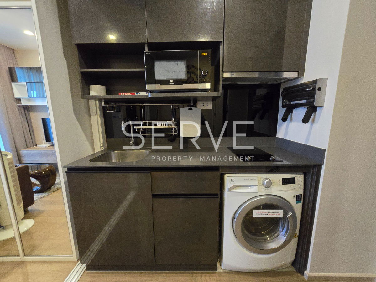 picture 🔥Nice Decorate 2 Beds 1 Bath 47 sq.m. High Fl. 35+ Good View Good Location MRT Sukhumvit 20 m. and BTS Asok 230 m. at Ashton Asoke Condo / For Rent - 10/11