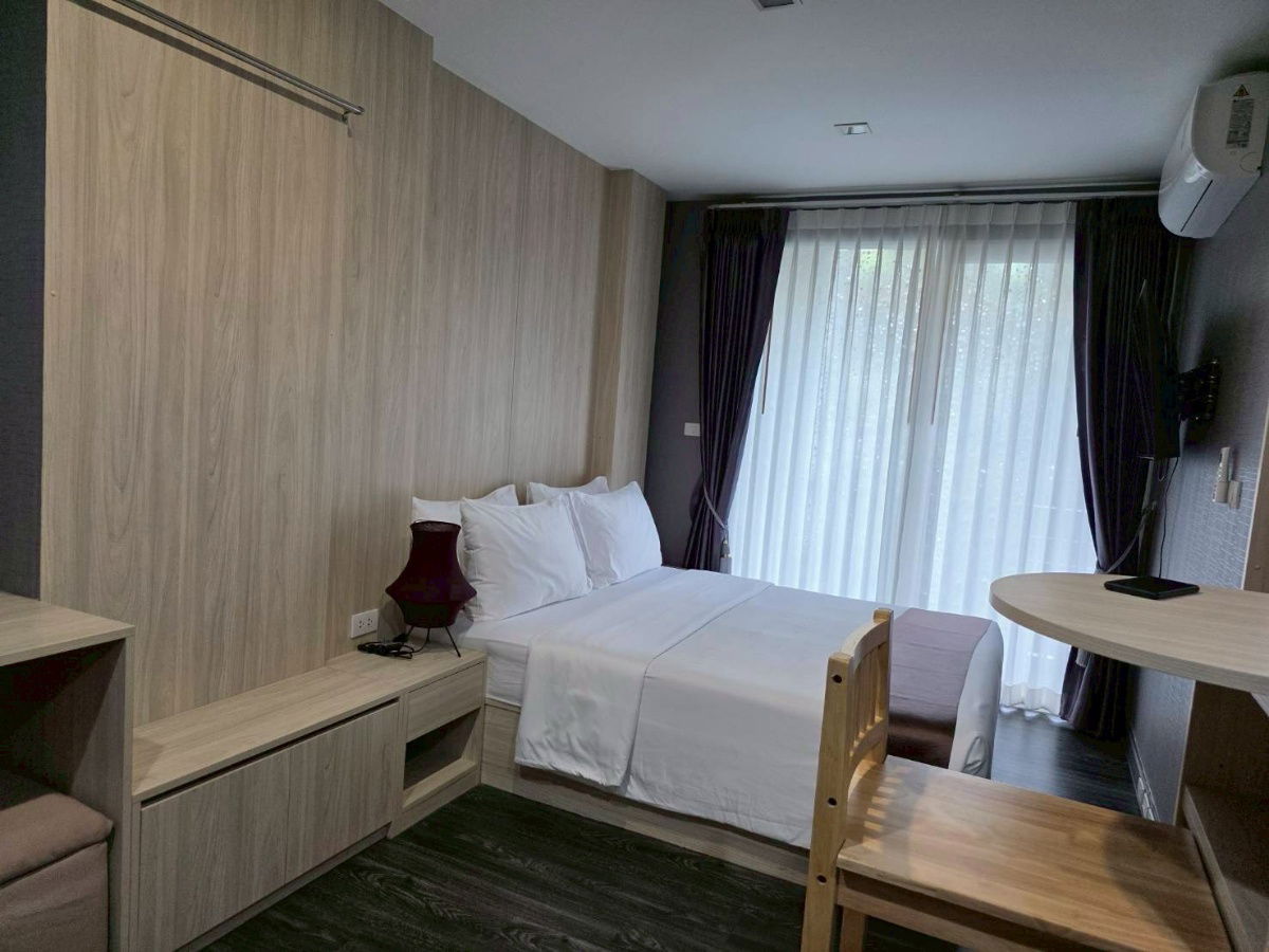 รูป ✨ให้เช่า Airlink Residence ห้องใหญ่ 35 ตร.ม. เฟอร์ครบ ทำเลดีใกล้สุวรรณภูมิ พร้อมอยู่ทันที เฟอร์นิเจอร์และเครื่องใช้ไฟฟ้าครบ - รูปที่ 1/7