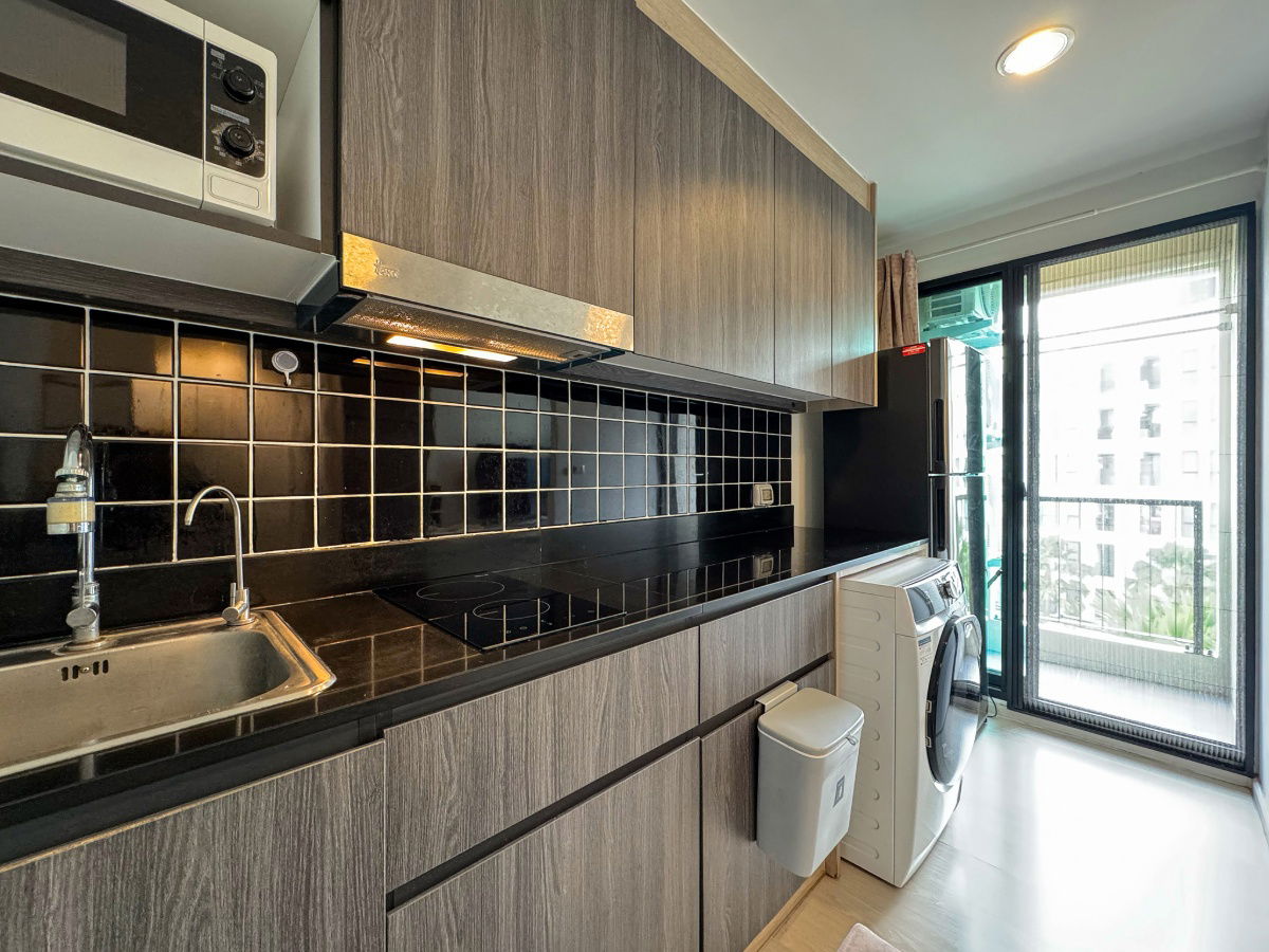 picture Rare Corner Unit with Pool View — Condo for Sale at Unio Sukhumvit 72 Phase 2, 2 Bedrooms, Only 600 m from BTS Bearing - 7/23