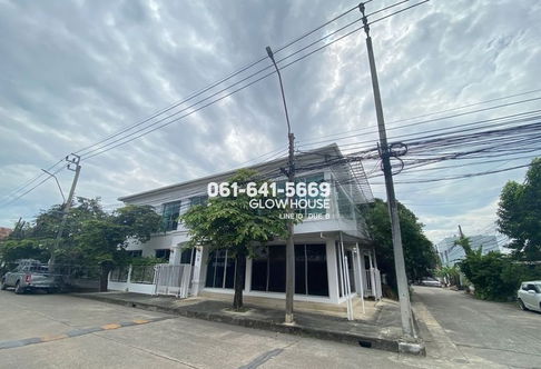For Rent or Sale – Minimal Style 2-Storey Detached House, Sammakorn Ramkhamhaeng Spacious and 