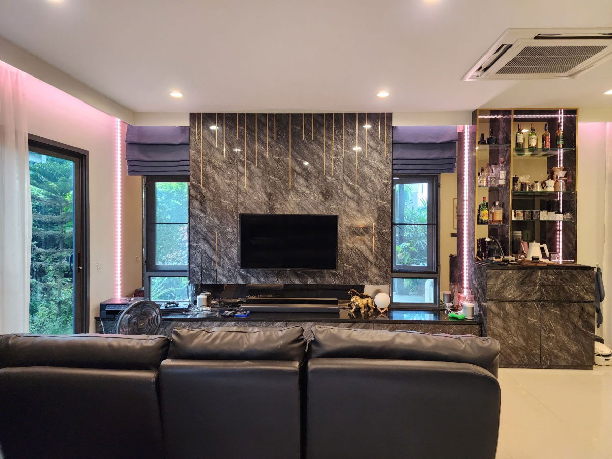 picture UV01883  - Elegant Corner Single House, 280 sqm — Prime Location near Mega Bangna, PAIS, SISB, TCIS & Concordian - 7/23