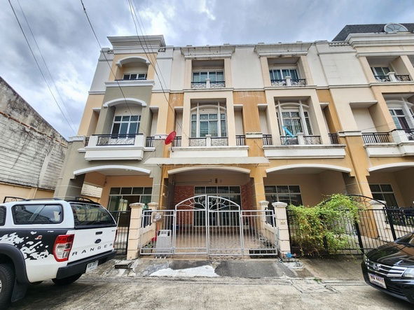 picture FOR SALE  TOWNHOUSE PROPERTY  2990000 BAHT. - 1/8