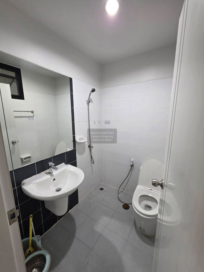 picture For Sale Townhome, Soi 8, Lat Pla Khao Road , river view , newly renovated , Chorakhe Bua , Lat Phrao , Bangkok , CX-137968 ✅ Live chat with us ADD LINE @connexproperty ✅ - 11/12