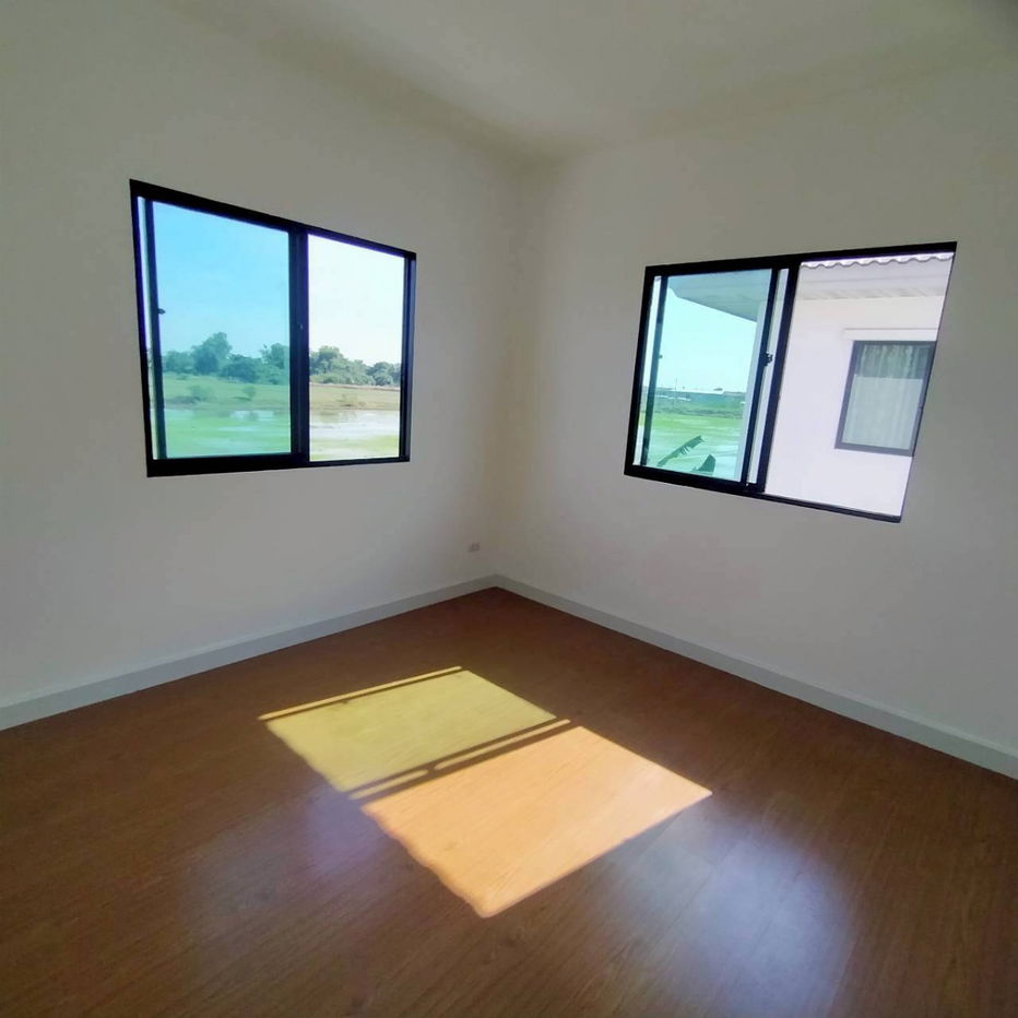 รูป บ้านแฝด ลาดกระบัง หลวงแพ่ง หมู่บ้านโมดิวิลล่า บ้านหลังมุม วิวดี ใกล้สุวรรณภูมิ นัดชม/จอง 085-318-6868 - รูปที่ 6/23