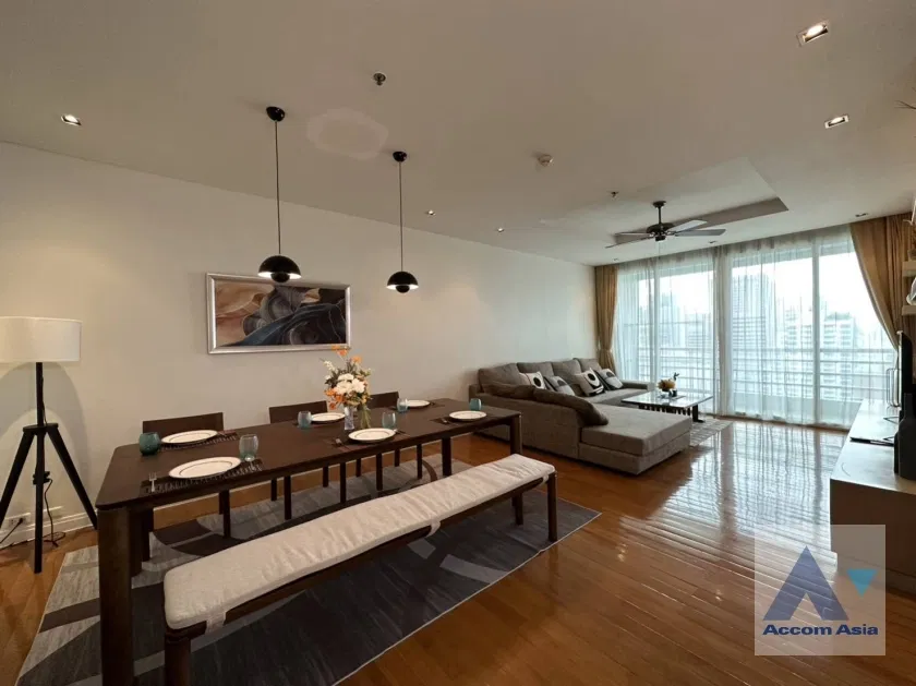 รูป 🔼🔽 AccomA 📩  3 BR Condominium @Royal Saladaeng (AA34997) - รูปที่ 3/11