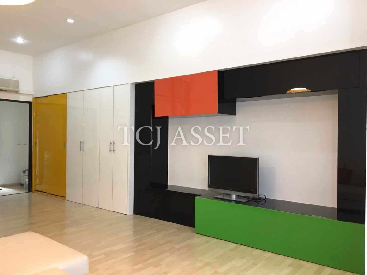 picture Townhouse for Sale : Areeya Mandarina Sukhumvit 77 - 6/11