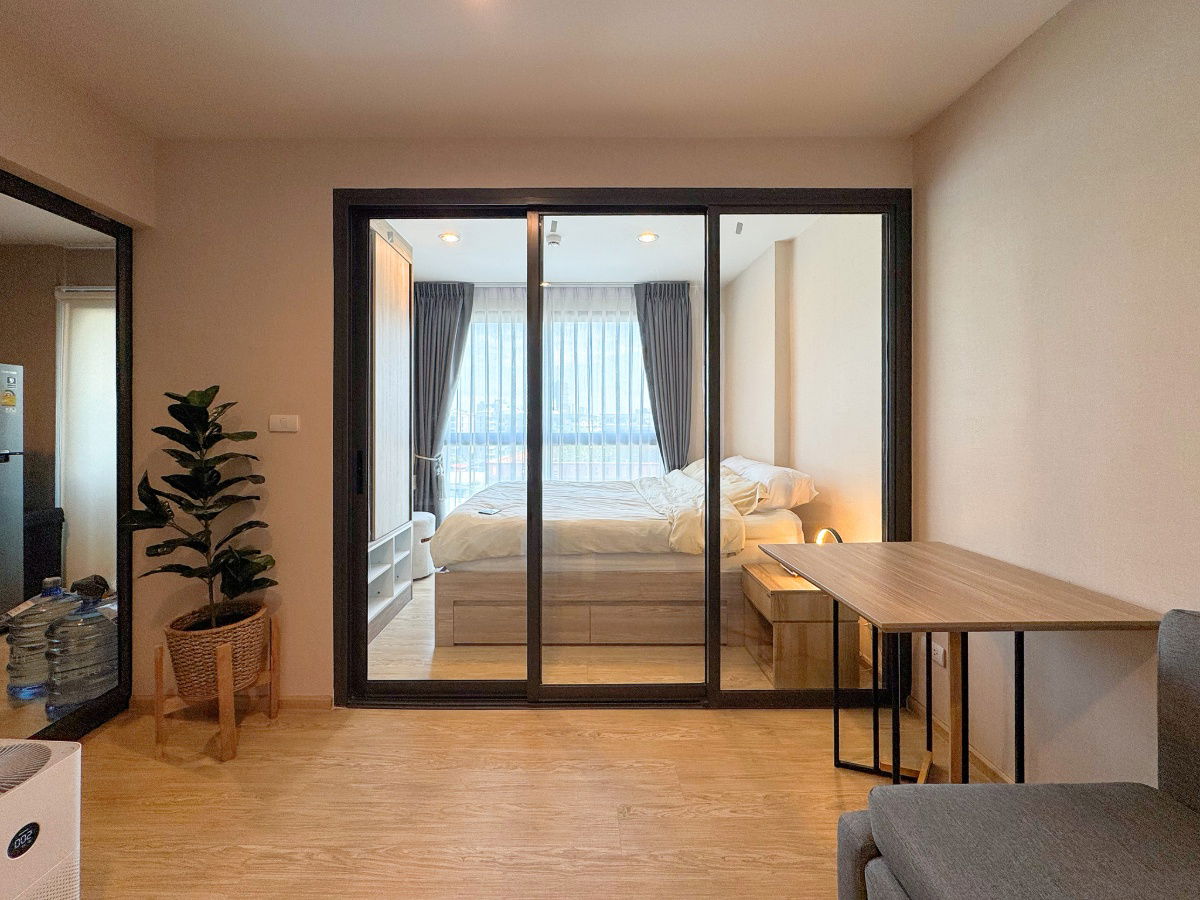 picture Rare Item! Private Corner Unit with Open View, Cool All Day, Like-New Condition — Condo for Sale at The Excel Hideaway Sukhumvit 50, Near BTS On Nut - 1/22