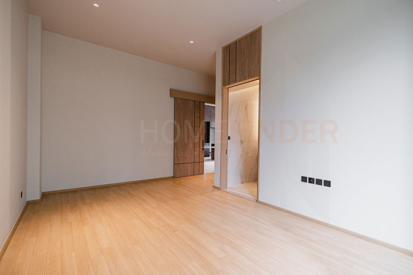 รูป Siraninn Residences Pattanakarn 5 bedrooms, for sale - รูปที่ 5/21