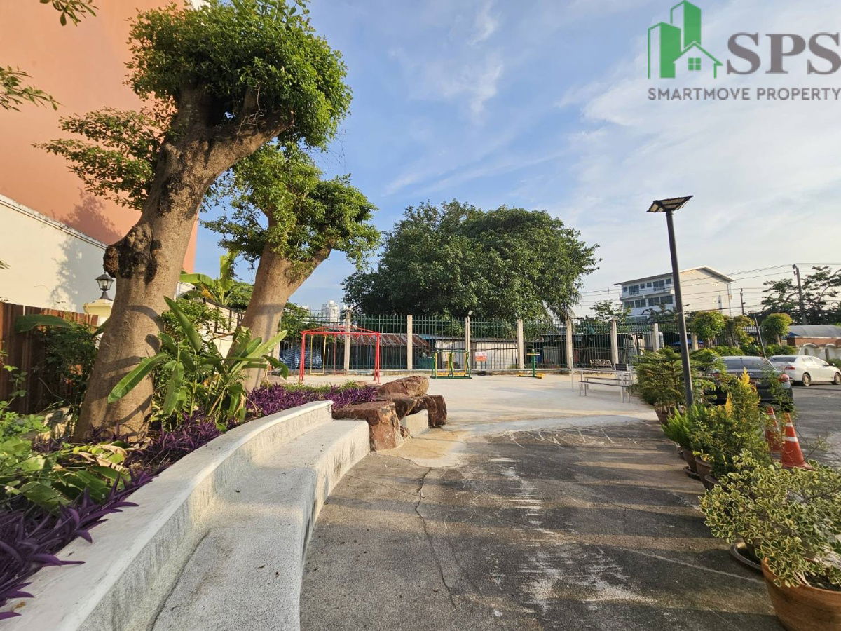 picture 4-story corner townhouse for rent in Baan Rawipha, Sukhumvit 103, fully furnished ready to move in (SPSP634) - 22/22