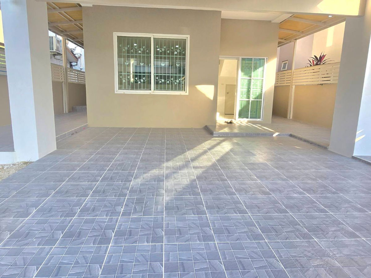 รูป บ้านแฝด ตกแต่งรีโนเวทใหม่ กว้างขวาง ทำเลดี เดินทางสะดวก หมู่บ้าน บุณฑริก นิวสไตล์   ต.ลาดสวาย อ.ลำลูกกา จ.ปทุมธานี  - รูปที่ 3/39