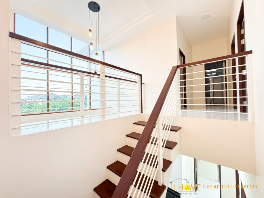 รูป ขายบ้านเดี่ยวสองชั้น 4 ห้องนอน 4 ห้องน้ำ 1 ห้องครัว - รูปที่ 19/37