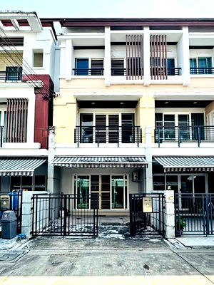 เช่าทาวน์โฮม ถนนลาดพร้าว : HR3038ให้เช่าทาวน์โฮม 3 ชั้น บ้านกลางเมือง Urbanion พระราม 9-ลาดพร้าว ซ. ลาดพร้าว 84 เหมาะอยู่อาศัย