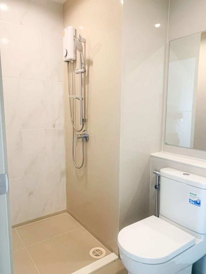 picture For Rent 🔥 ASPIRE ERAWAN PRIME | 29th Floor Size 27 sq.m. | Beautiful Room | Great Price: 10,000 THB/month - 11/11