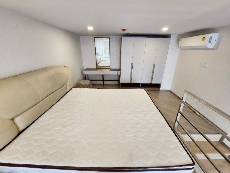 รูป ✨ให้เช่าคอนโด The Base สะพานใหม่ ห้อง Loft สวยสูงโปร่ง ใกล้ BTS เดินเพียง 30 เมตร พร้อมเฟอร์ครบเข้าอยู่ได้ทันที✨ - รูปที่ 14/17
