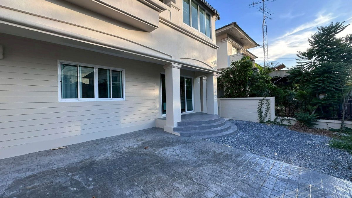 picture LTH13628 – House for Rent | Perfect place 2 Ramkhamhaeng 164 | 315 sqm | 4 Beds 3 Baths | 42K/Month | Near BTS Phra Khanong |  - 1/6