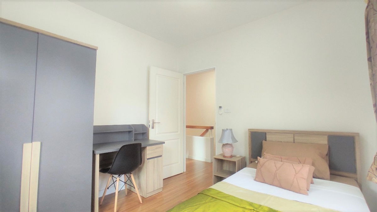 picture Two-story detached house for rent.There are 3 bedrooms and 2 bathrooms. - 19/25