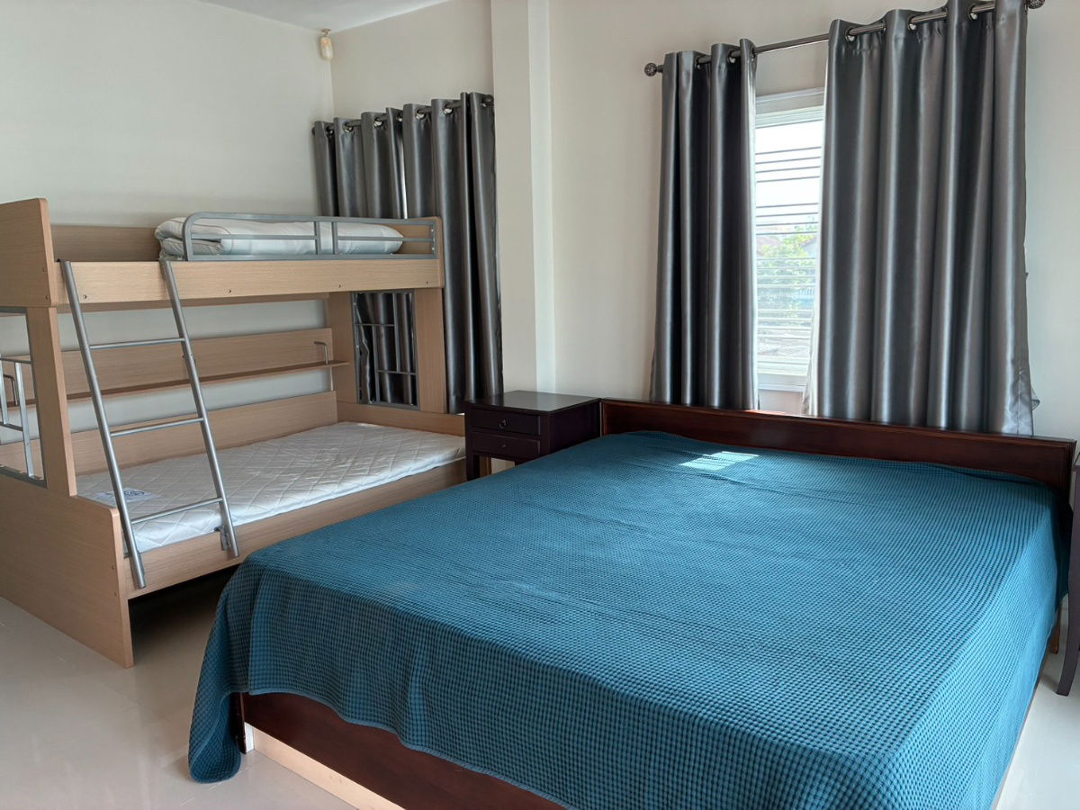 รูป ให้เช่าบ้านเดี่ยว 2 ชั้น หลังริม ขนาด 62 ตร.ว. ซอยสวนสราญ ถนนบางเชือกหนัง 9 ตลิ่งชัน  รีโนเวทใหม่ พร้อมอยู่ - รูปที่ 6/10