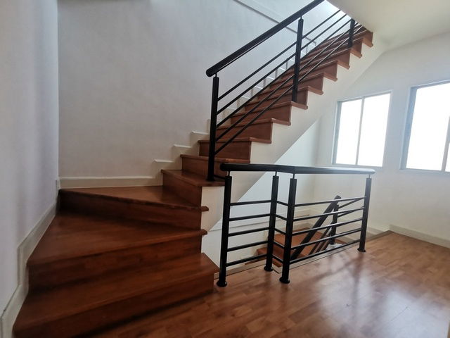 picture FOR RENT TOWNHOUSE PROPERTY 19000 BAHT per MONTH - 4/8