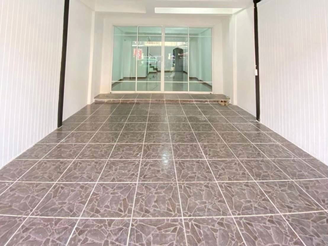 picture TownHouse Renovate For Sale 1.69 MB - 2/10