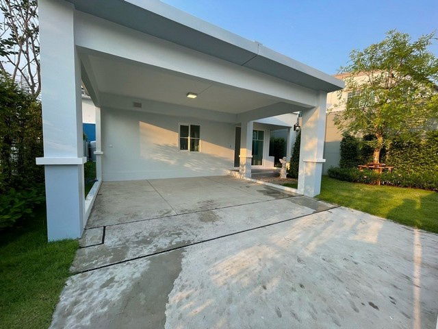 picture Detached House For Rent Siwalee Srinakarin-Romklao Bangkok - 2/8