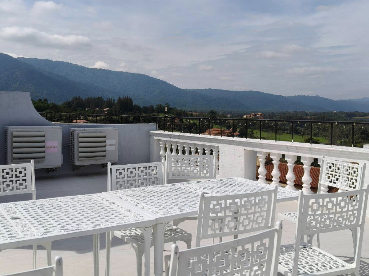 รูป ขายบ้านพักตากอากาศเขาใหญ่ โครงการ ดิไอรี่ The Eyrie เทควิวเขาใหญ่ สนามกอล์ฟToscana เหมาะไว้พักผ่อนลงทุน บ้านบนเนินเขาใหญ่ ปากช่อง ทัสคานี 087-9074045 - รูปที่ 1/13