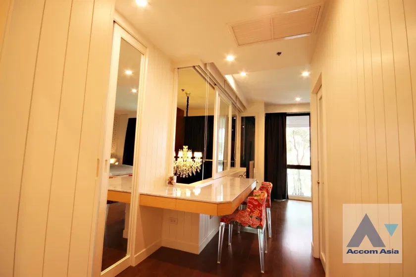 picture 🔼🔽 AccomA 📩 Duplex Condo,Double High Ceiling 2 BR Condominium @Noble Remix (AA26175) - 17/20