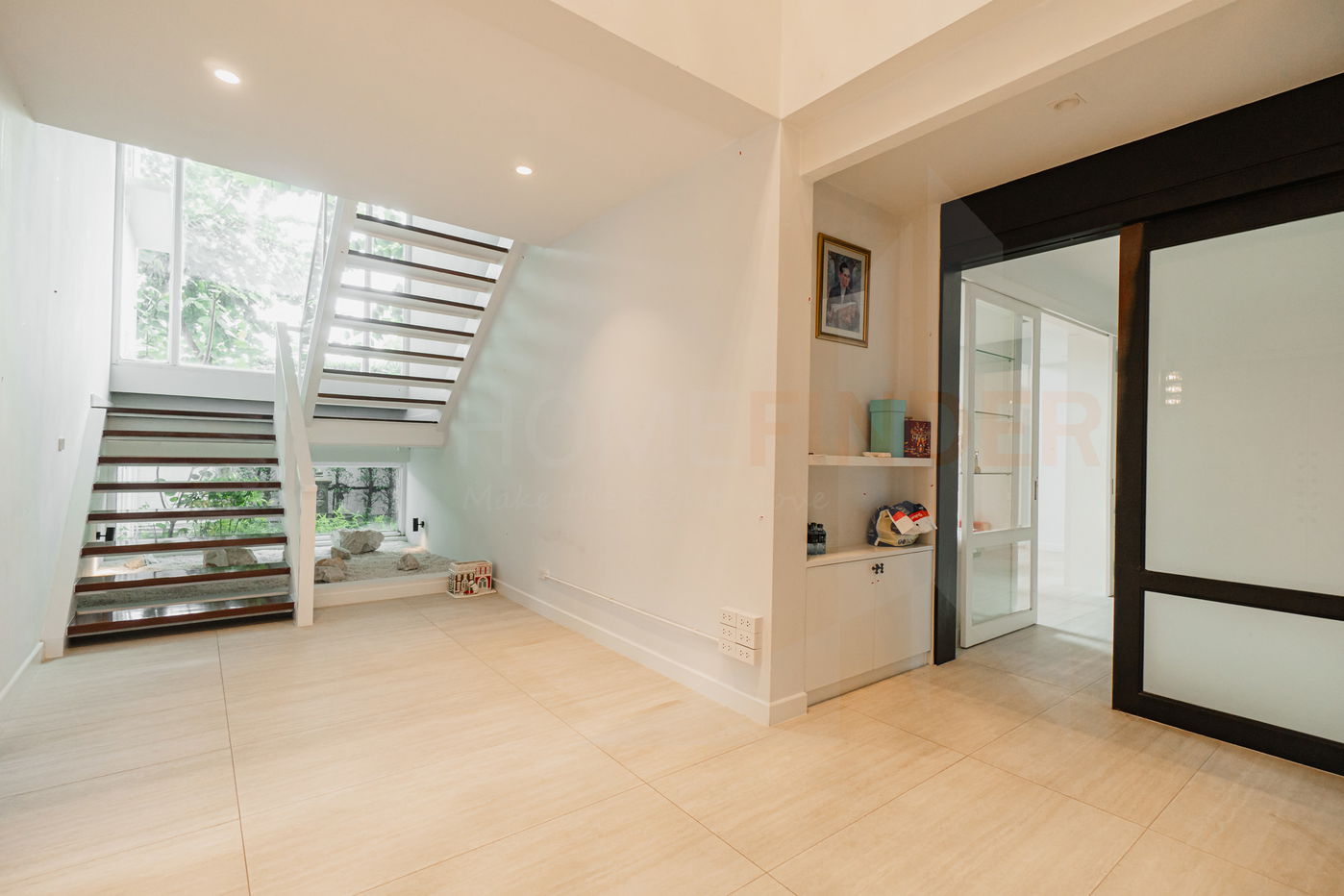 รูป House Soi PhromSi 2 Sukumvit 49 4 bedrooms, for rent - รูปที่ 4/31