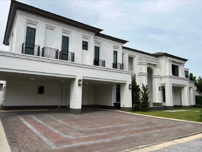 ขายบ้านเดี่ยว 5 ห้องนอน 661 ตร.ม. 232.1 ตร.ว. บ้านแสนสิริ พัฒนาการ