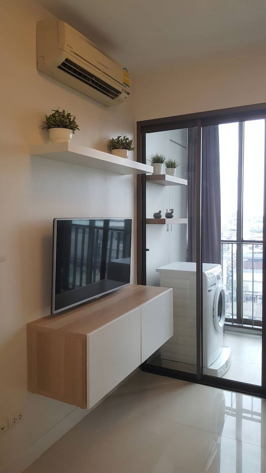 picture Ideo Mix Sukhumvit 103 for rent  with 1 bathroom 30 sqm rental 12,000 baht/month - 2/7