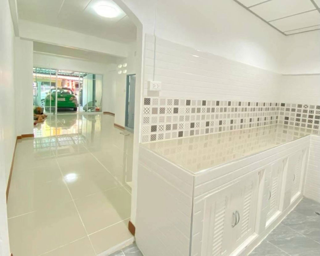 picture TownHouse Renovate For Sale 1.69 MB - 8/10