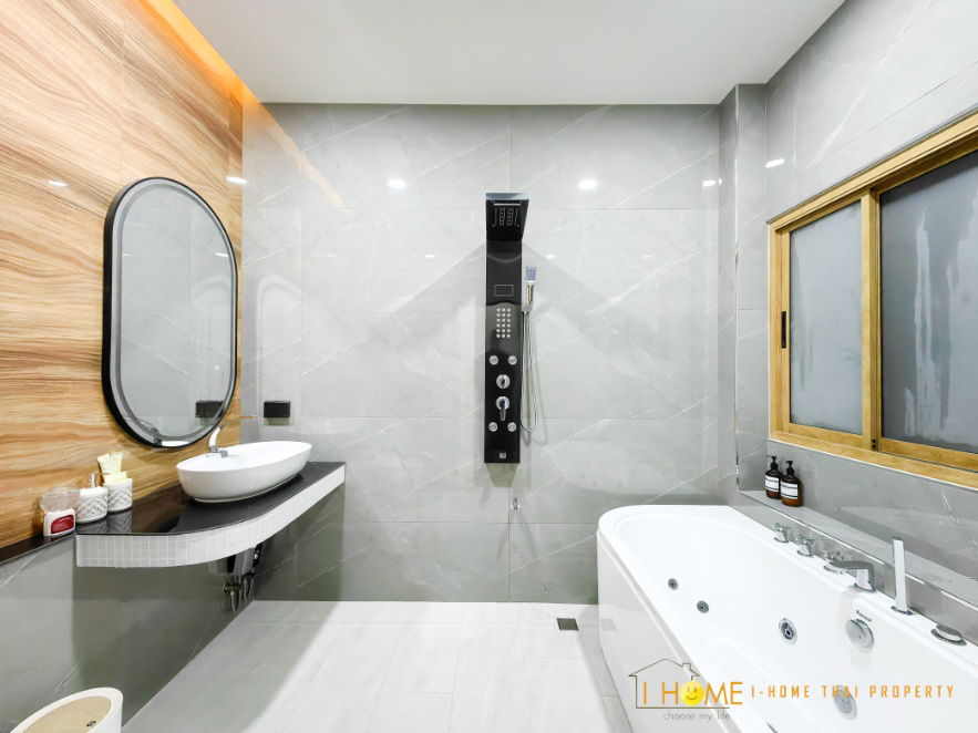 picture Single-storey detached house for sale  3 bedrooms 2 bathrooms and 1 parking. - 24/31