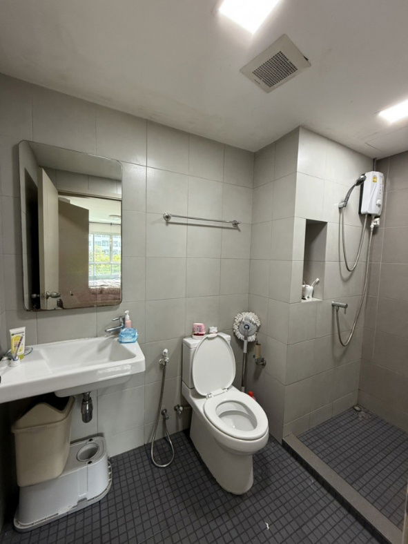 รูป ขายคอนโด ราคาถูกที่สุด 1 ห้องนอน Elio Del Ray สุขุมวิท 64 วิวสระว่ายน้ำ ใกล้ BTS ปุณณวิถี , อุดมสุข ชั้น 4 - รูปที่ 10/11