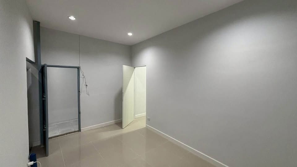 picture For rent, for lease, warehouse with office, Khlong San - Charoen Rat 20, cheap price, interested, Line: @951qfbfi - 15/21