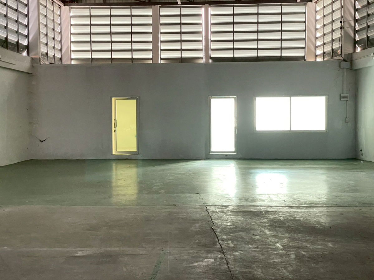 picture Warehouse for rent, stock products, 1 bathroom, 2parking spaces. - 4/15