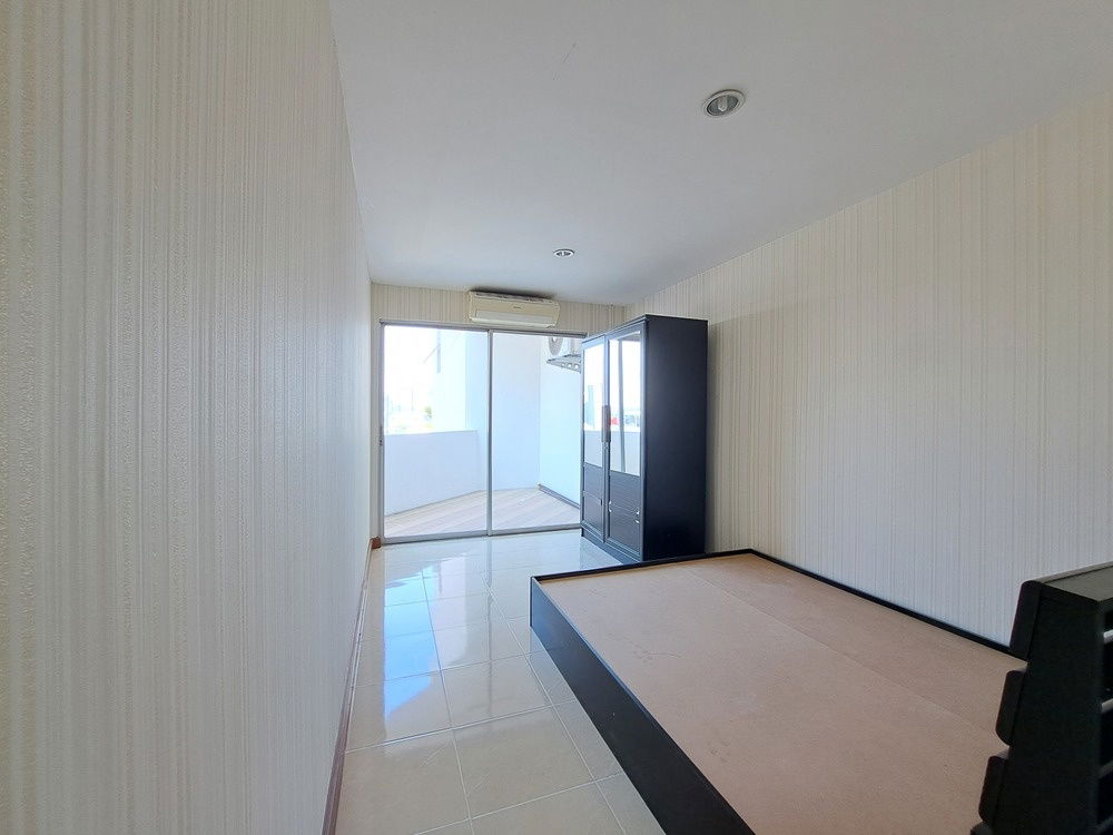 รูป AR 0852 : แฟมิลี่ ทาวน์ (Family Town) - รูปที่ 12/18