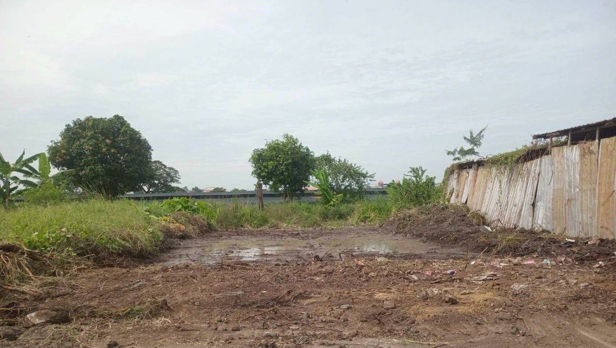 picture Land for Sale – 75 sq.w. (22,000 THB/sq.w.) Located in Chatchada Villa Village, Bang Waek – Phutthamonthon Sai 3 Free transfer fee! - 3/5