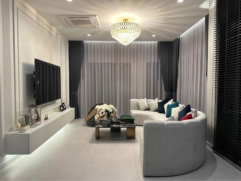 รูป HR3042ให้เช่าบ้านเดี่ยว สุดหรู ไซด์ใหญ่สุดในโครงการแกรนด์บางกอก บูเลอวาร์ด - กรุงเทพกรีฑา  - รูปที่ 28/33